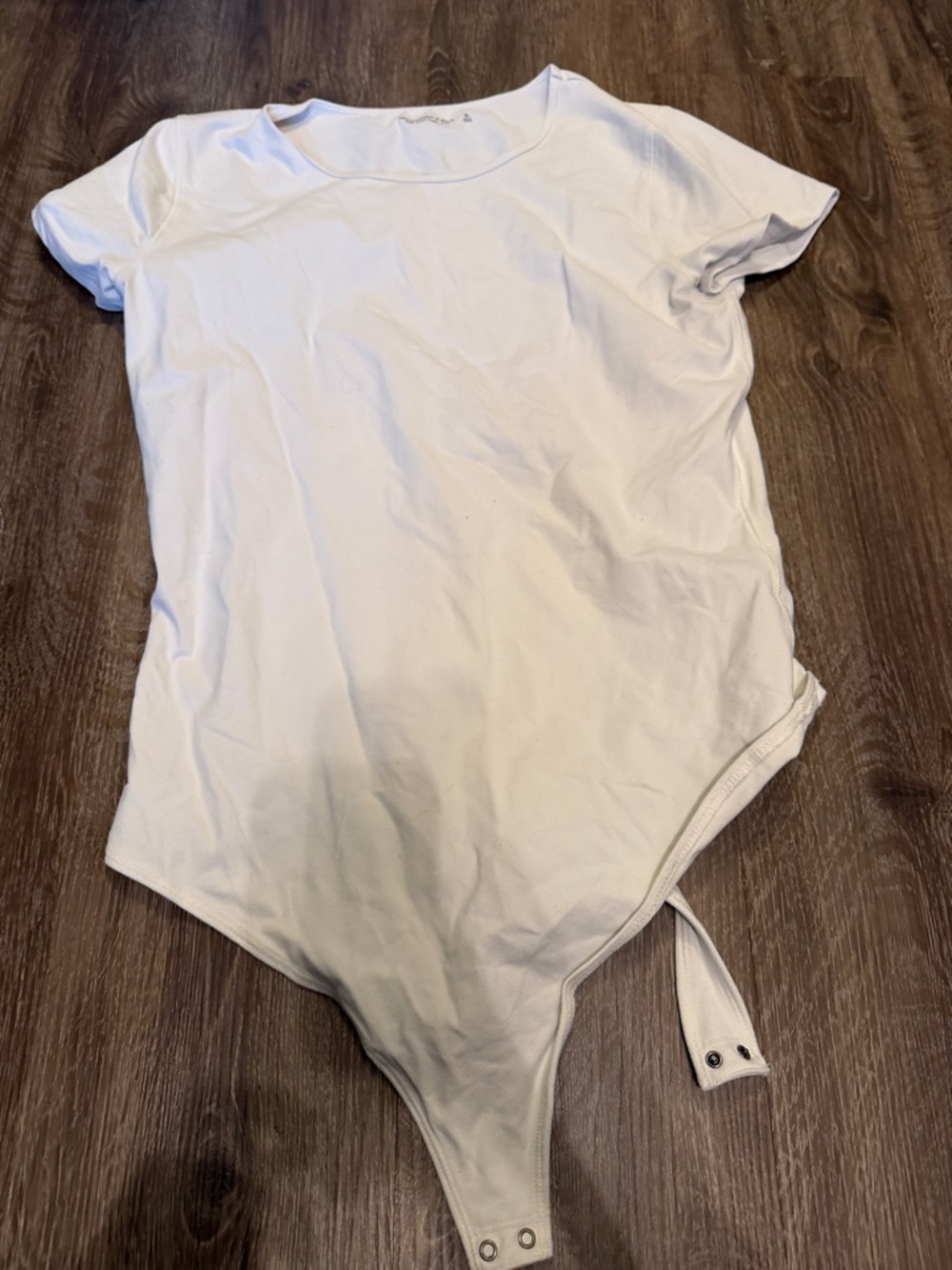 Abercrombie & Fitch White Short-Sleeve Scoop Neck Bodysuit